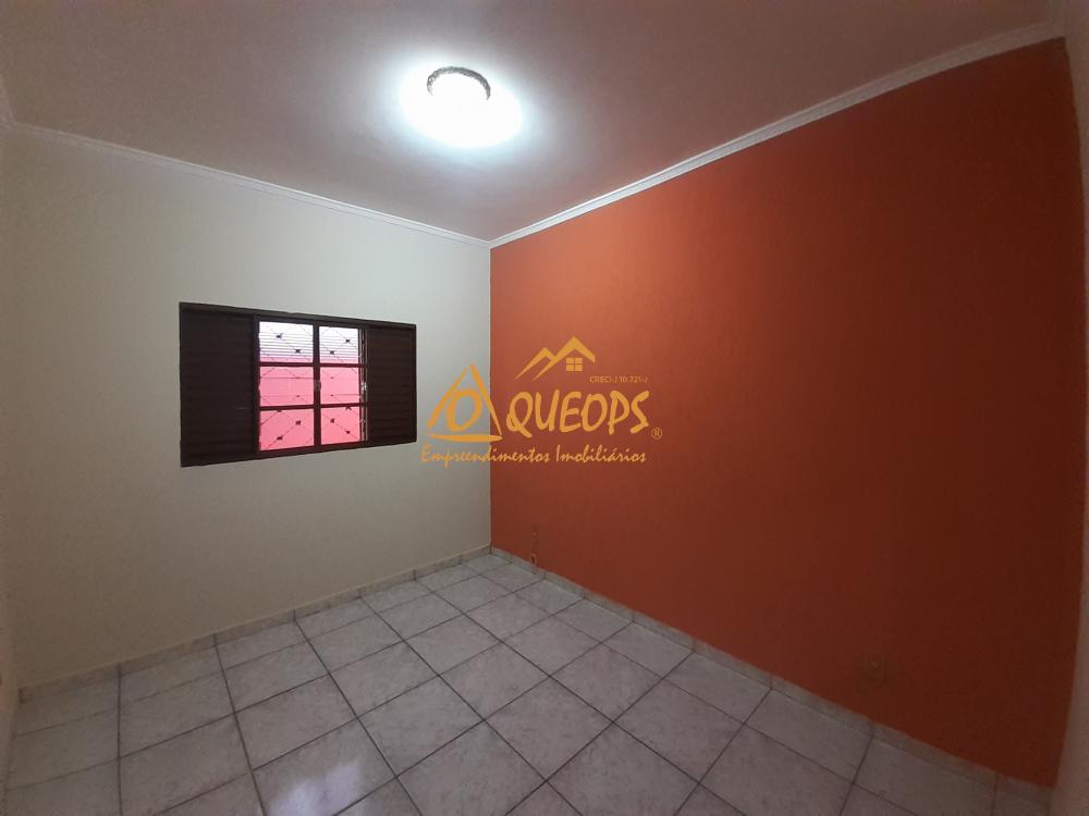 Alugar Casa / Padrão em Barretos R$ 1.500,00 - Foto 4 Alugar Casa / Padrão em Barretos R$ 1.500,00 - Foto 4