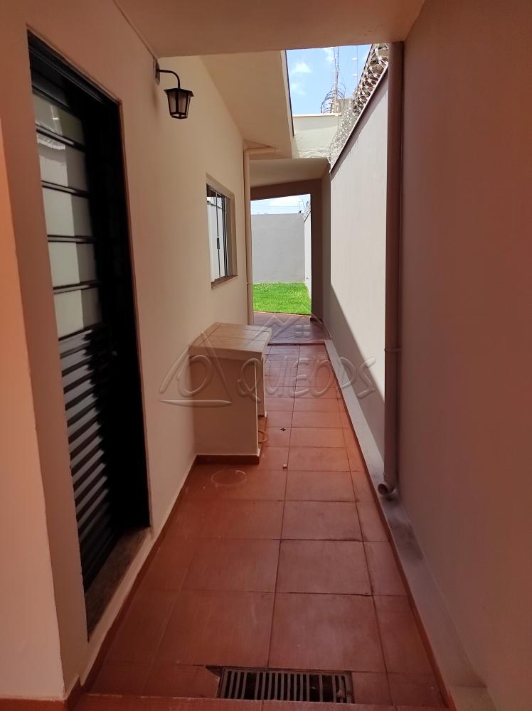 Alugar Casa / Padrão em Barretos R$ 2.600,00 - Foto 4