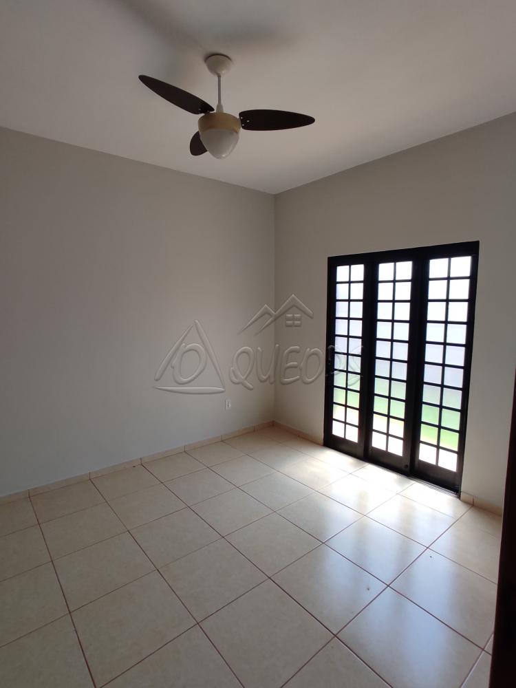 Alugar Casa / Padrão em Barretos R$ 2.600,00 - Foto 17