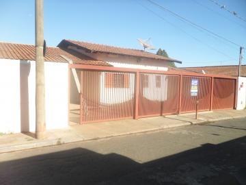 Alugar Casa / Padrão em Barretos. apenas R$ 1.210,55