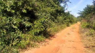 Alugar Terreno / Padrão em Barretos. apenas R$ 900.000,00