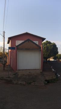 Alugar Casa / Padrão em Barretos. apenas R$ 260.000,00