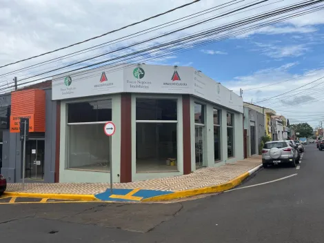 Barretos Centro Salao Locacao R$ 3.500,00  Area do terreno 221.00m2 Area construida 50.00m2