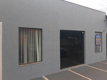 Alugar Comercial / Salão em Barretos. apenas R$ 900,00