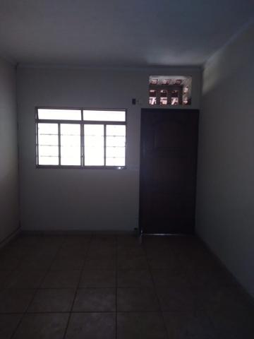 Alugar Casa / Padrão em Barretos R$ 1.500,00 - Foto 2 Alugar Casa / Padrão em Barretos R$ 1.500,00 - Foto 2
