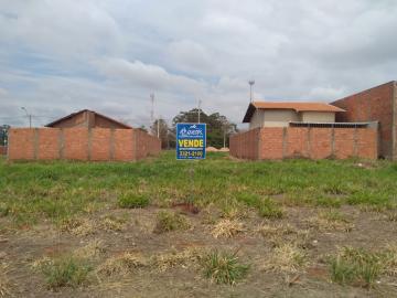 Alugar Terreno / Padrão em Barretos. apenas R$ 100.000,00