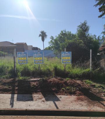 Alugar Terreno / Padrão em Barretos. apenas R$ 80.000,00