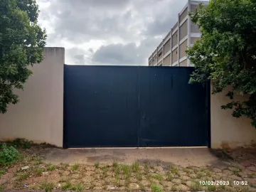 Alugar Terreno / Padrão em Barretos. apenas R$ 2.500,00