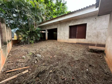 Alugar Casa / Padrão em Barretos. apenas R$ 600.000,00