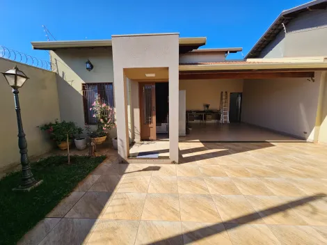 Alugar Casa / Padrão em Barretos. apenas R$ 800.000,00