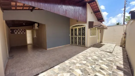 Alugar Casa / Padrão em Barretos. apenas R$ 1.700,00