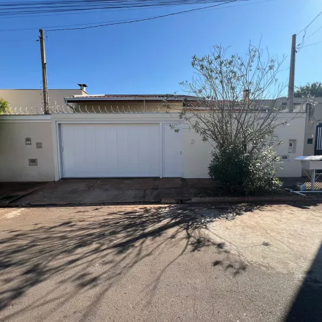Barretos Residencial Jockey Club Casa Locacao R$ 2.800,00 3 Dormitorios 3 Vagas Area do terreno 262.79m2 Area construida 191.84m2